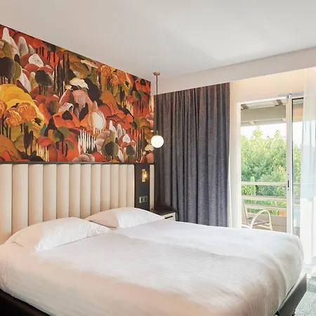 Hotel Western Premier Des Vignes Et Des Anges