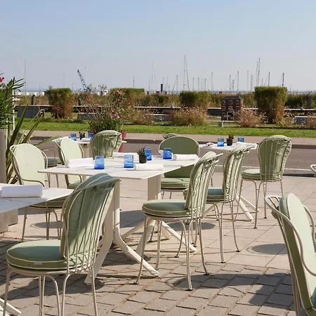 Hotel Western Premier Des Vignes Et Des Anges Pauillac