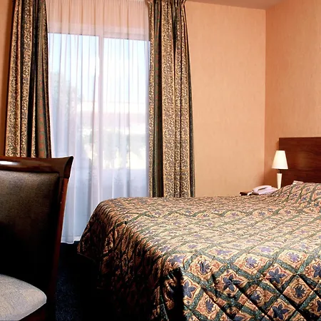 Western Premier Des Vignes Et Des Anges Hotel